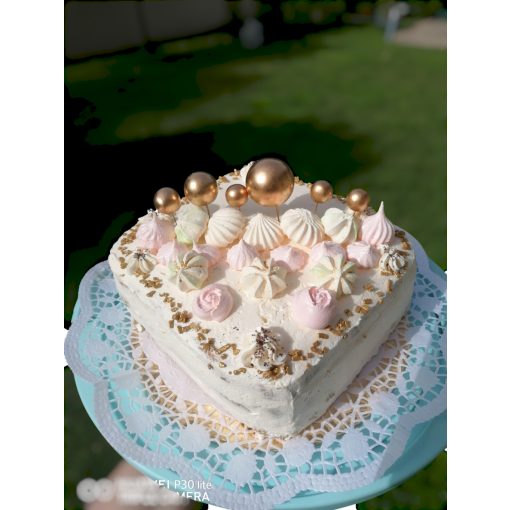 Mascarponés fehércsoki torta 